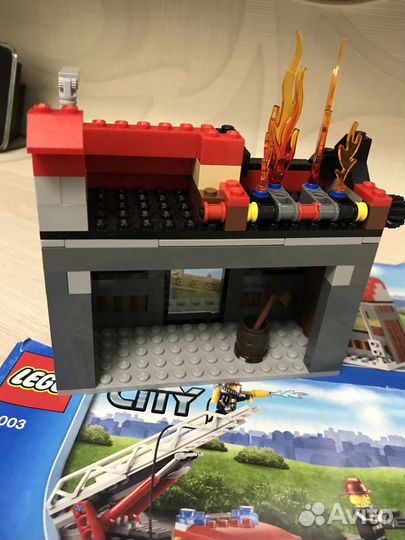 Продам Lego City 60003 Тушение пожара