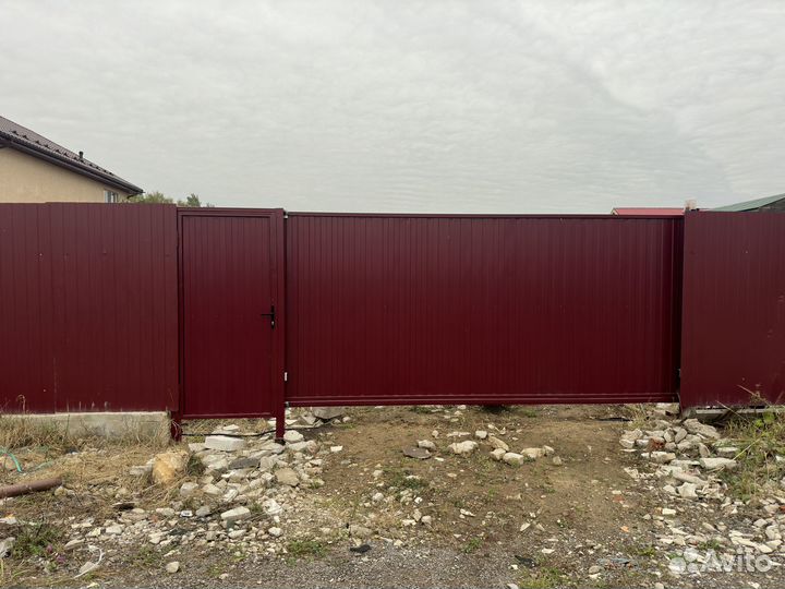 Откатные ворота и забор
