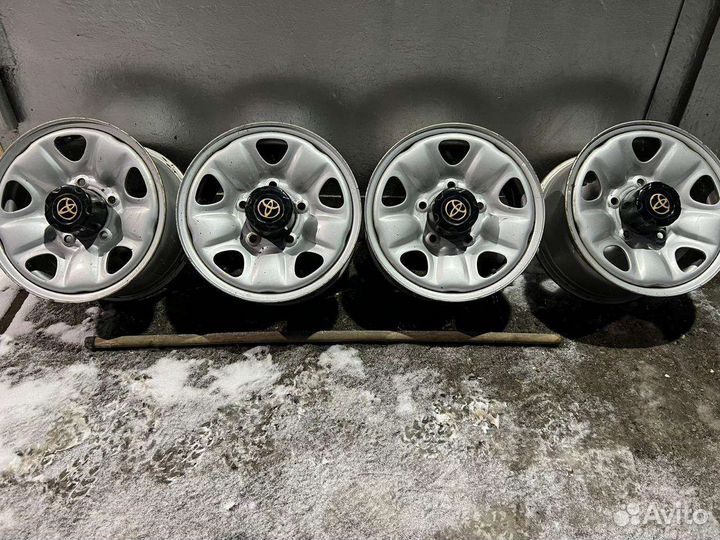 Оригинальный комплект дисков R16