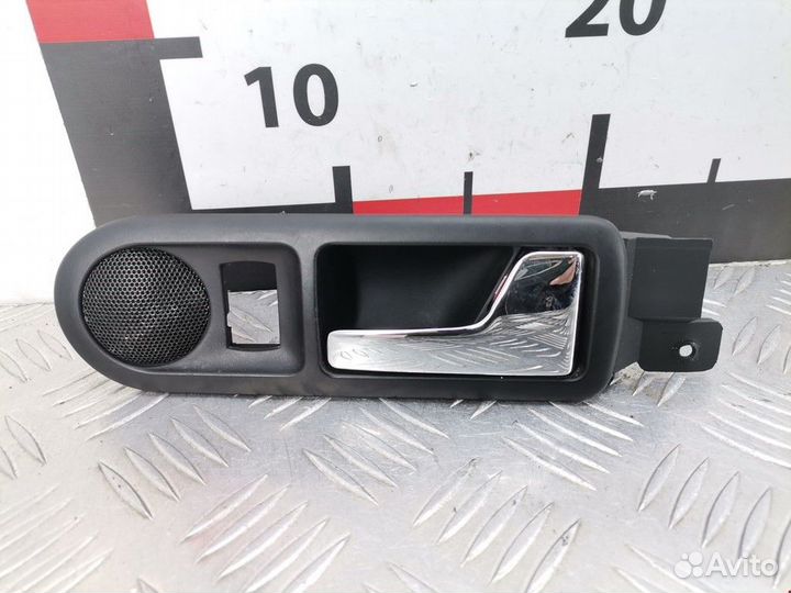 Ручка внутренняя задняя правая Volkswagen Passat