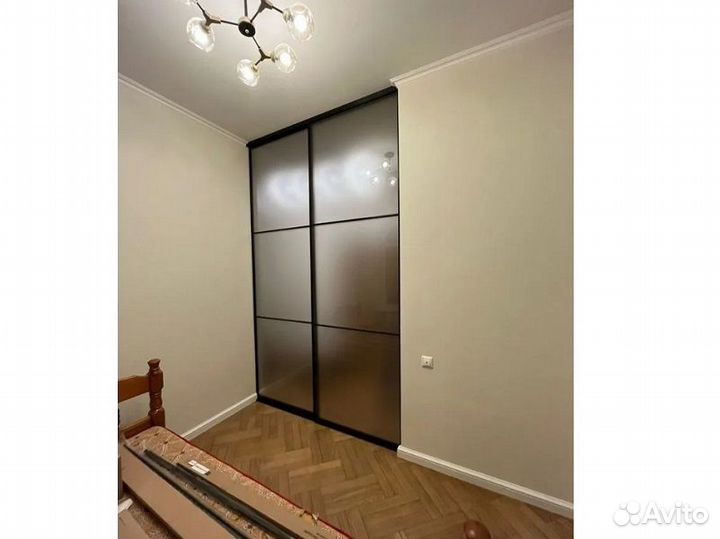 Двери купе в нишу