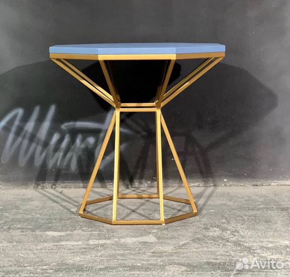 Журнальный столик подставка под цветы