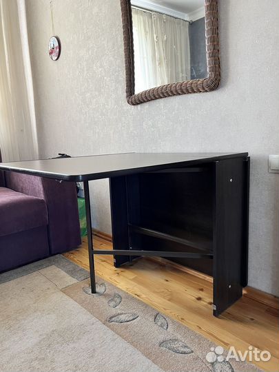 Стол книжка