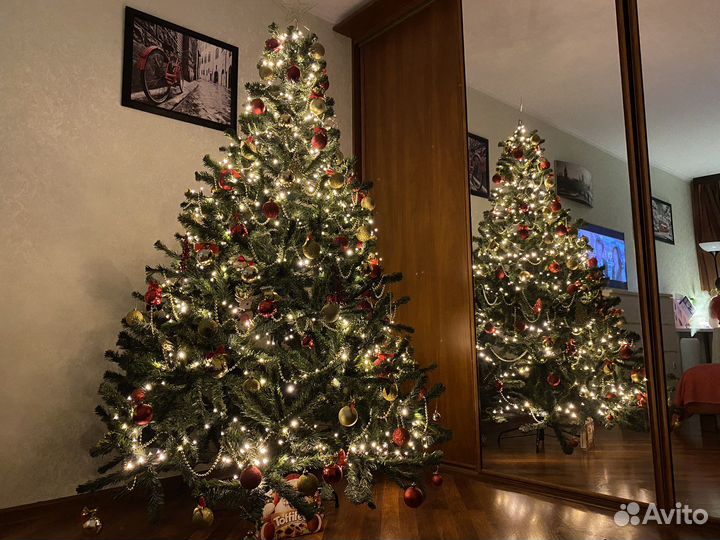 Ель искуственная новогодняя 210 см