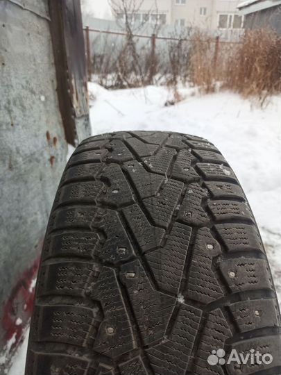 Pirelli Winter Ice Zero 215/55 R18 90T