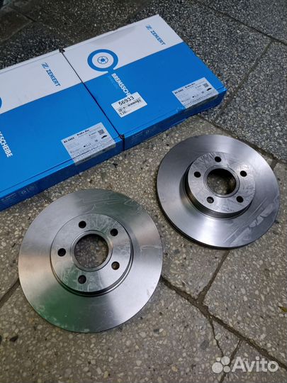 Диск тормозной передний Volvo S40 Ford Focus 3