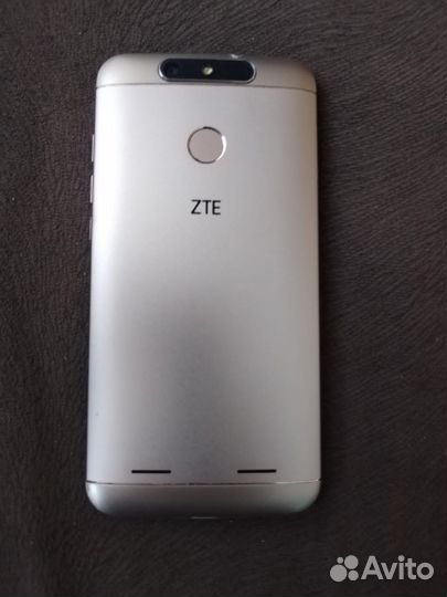 ZTE Blade V8 mini, 3/32 ГБ