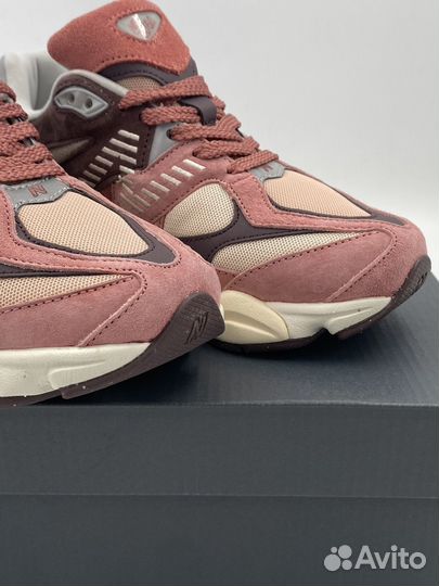 Кроссовки New Balance 9060 Pink