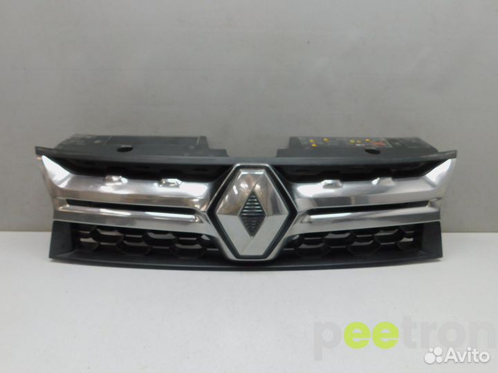 Б/У Б/У Решетка радиатора б/у 623103564R renault