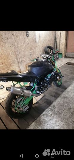 Kawasaki 636 stunt