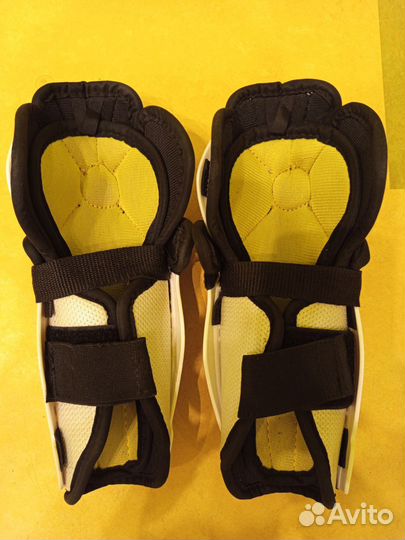 Наколенники детские CCM tacks ultra