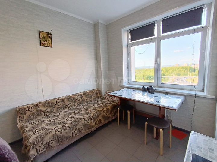 2-к. квартира, 62 м², 8/15 эт.