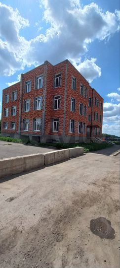 2-к. квартира, 43 м², 3/3 эт.