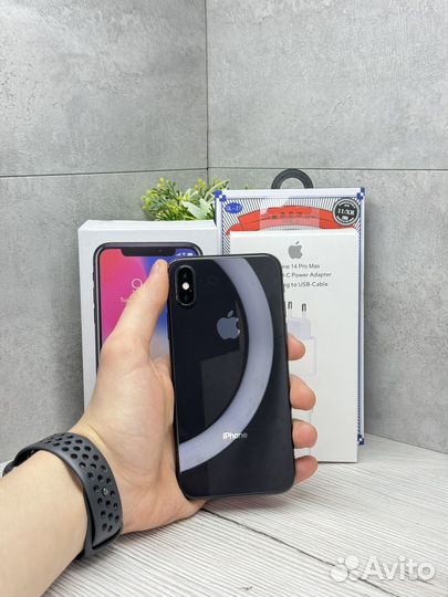 iPhone X, 64 ГБ