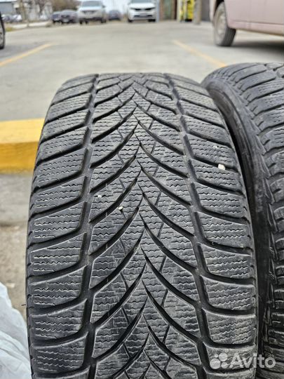 Goodyear UltraGrip Ice 2 225/45 R17 94T