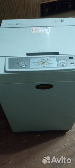 Стиральная машина с вертикальной загрузкой