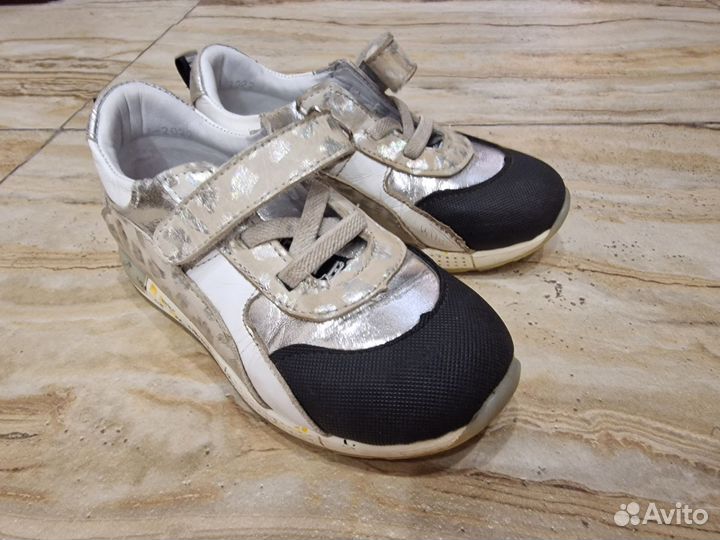 Кроссовки кожаные