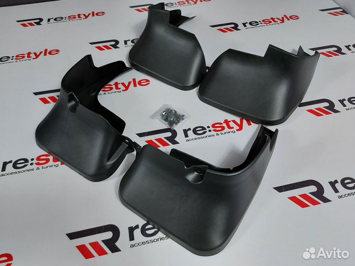 Брызговики Lexus RX270 2010-2015 T1065