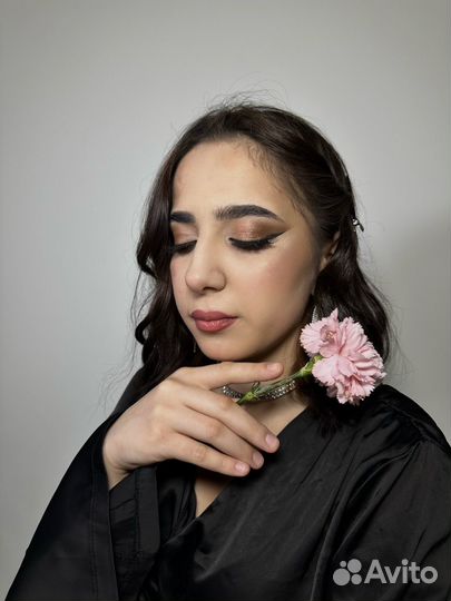 Макияж и прическа