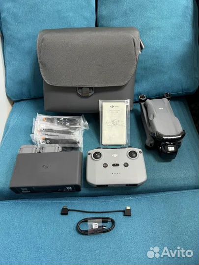 Квадрокоптер DJI Mavic Air3 + fly more kit