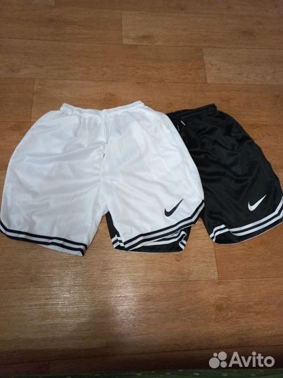 Шорты Nike