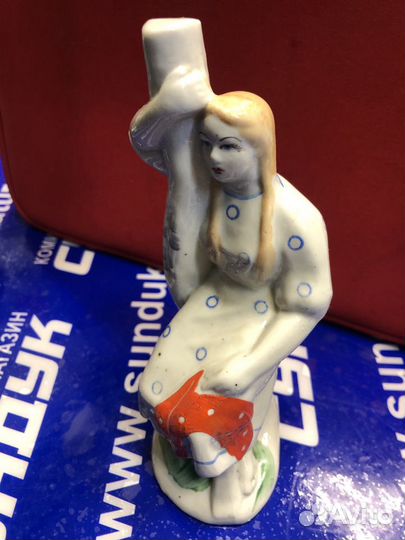 Статуэтка Девушка у березы