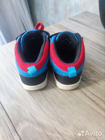 Ботинки для мальчика 26