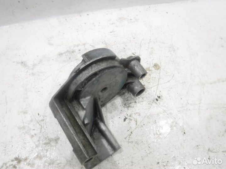 Натяжитель ремня Тойота LX 3