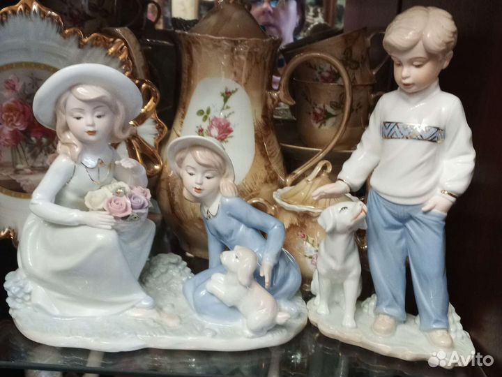 Статуэтка дама фарфор