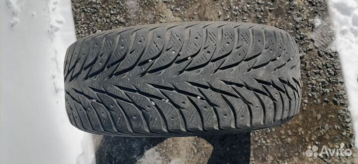 Yokohama Ice Guard Stud IG55 215/55 R17