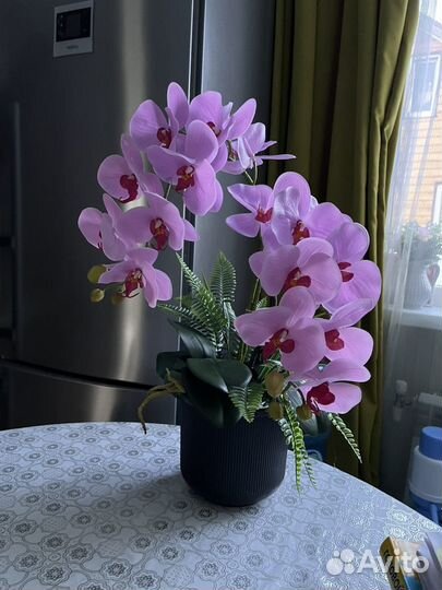 Искусственные растения, тюльпаны, орхидеи