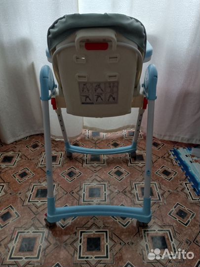 Стульчик для кормления