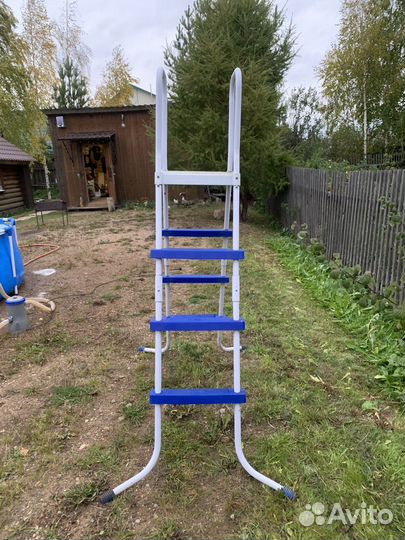 Лестница для каркасного бассейна