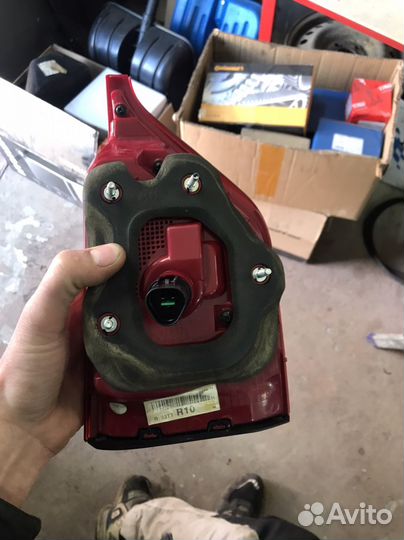 Фонарь задний правый Kia Sportage 4 92406F1100