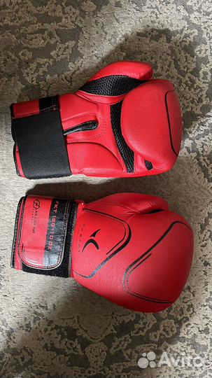 Боксерские перчатки domyos 10oz