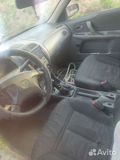 Mazda 323, 2000