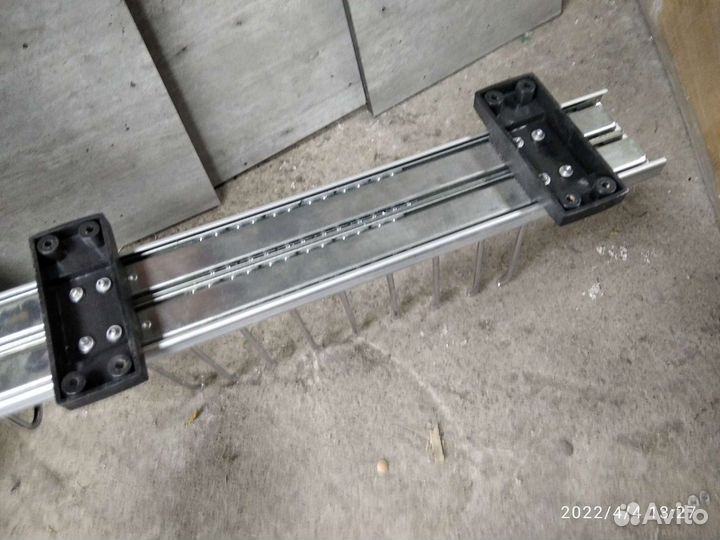 Вешалка для брюк