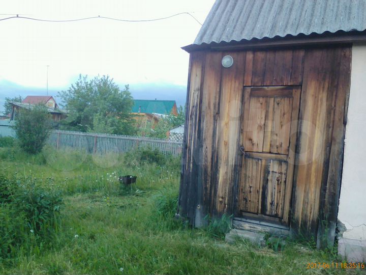 Дача 20 м² на участке 5 сот.