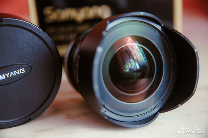 Samyang 14mm f 2.8 Canon