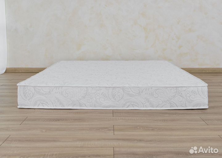 Матрас беспружиннный 200х200