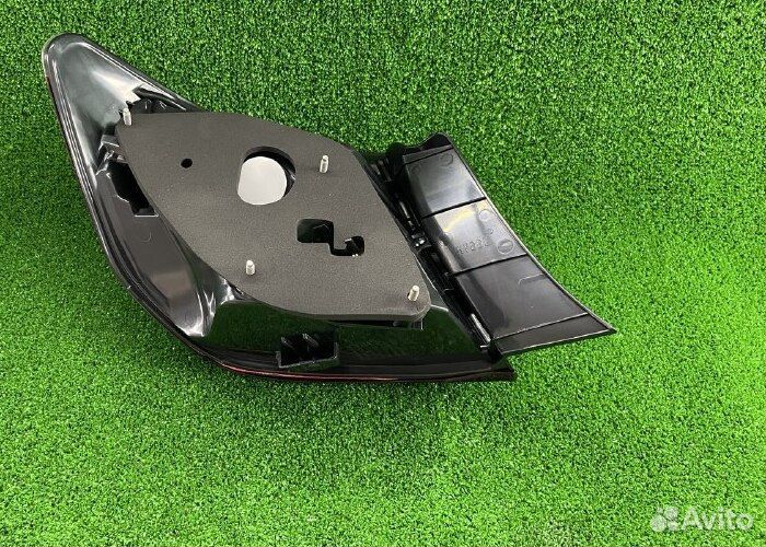 Фонарь правый Тойота Камри В50