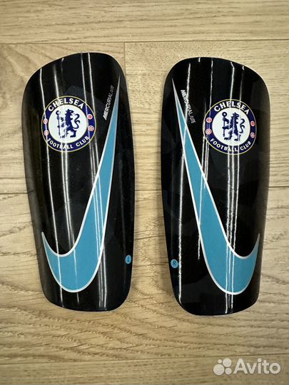 Щитки футбольные nike mercurial lite