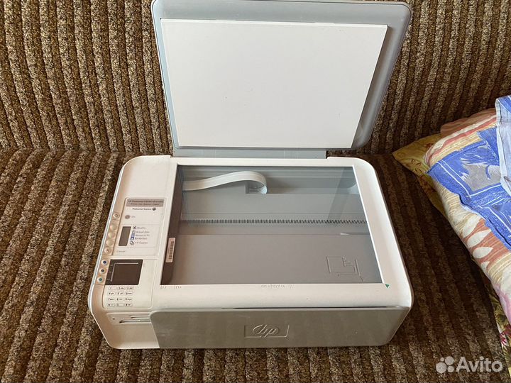Принтер HP c4340 цветной