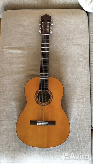 Акустическая гитара yamaha c40