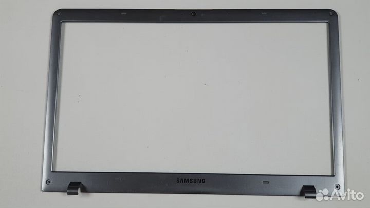 Рамка матрицы ноутбука Samsung NP350V5C