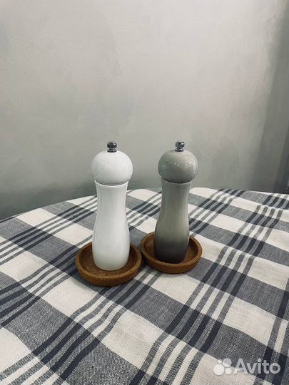 Мельница для специй керамика 2 шт
