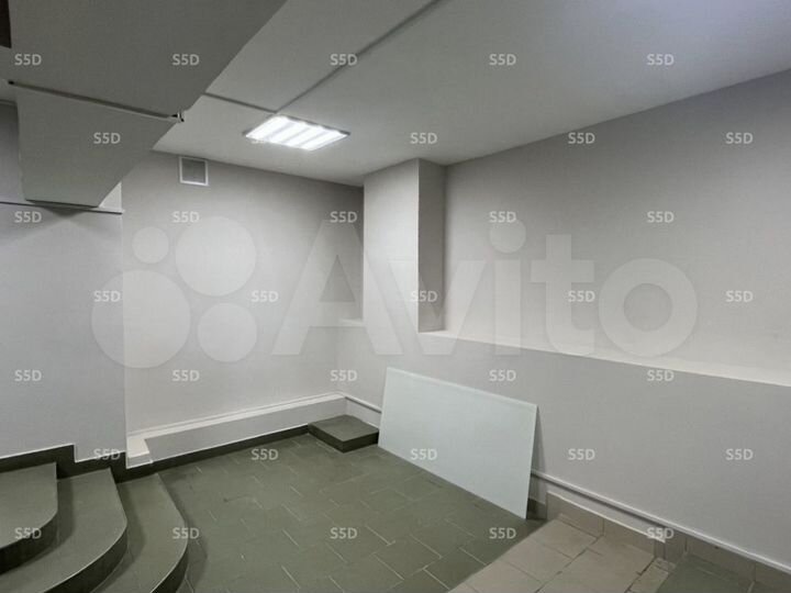 Сдам торговое помещение, 165 м²