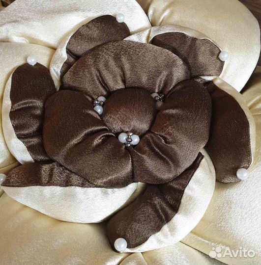 Подушка цветок декоративная