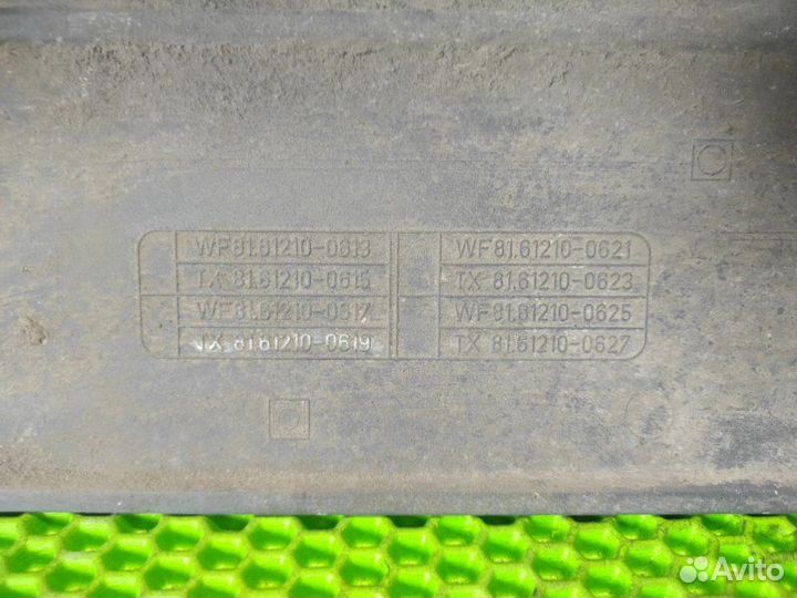 Накладка крыла верхняя левая Man Tgs