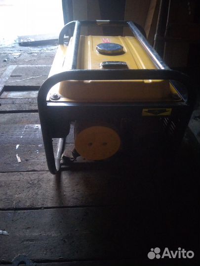 Бензогенератор бг2500М